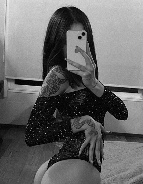 shuuliax model pretty pics