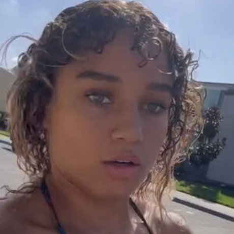 Salah Brooks pornstar erotic gallery