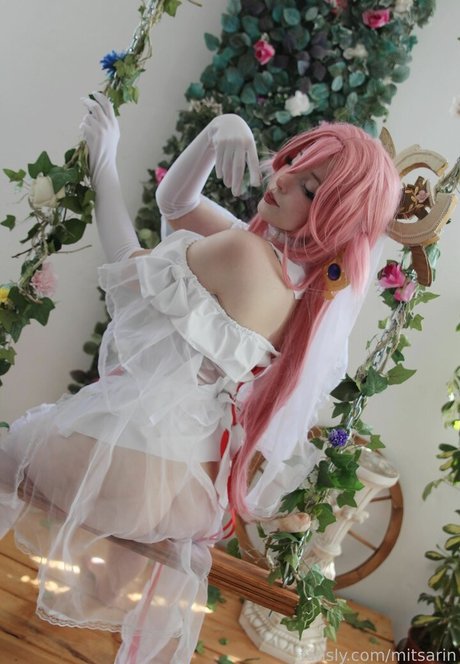 mitsarin free actress images