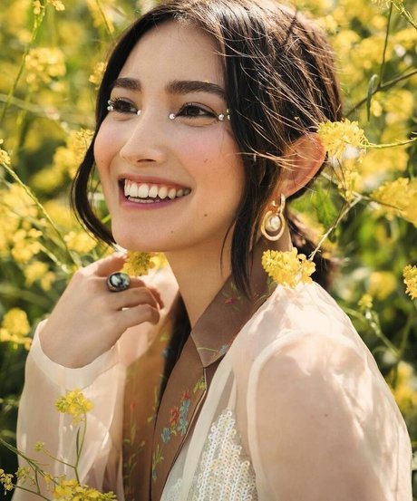 Maria Zhang star adult pic