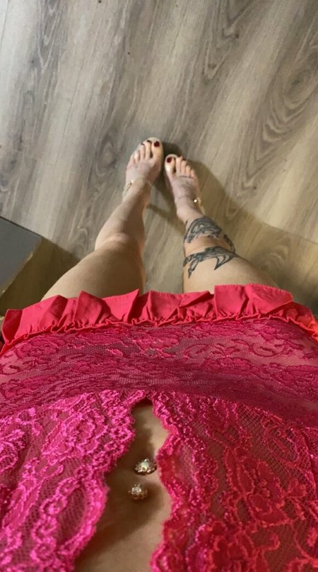 MistressLilyMay nice star picture