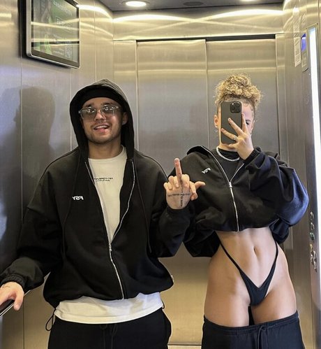 fsymammy model beautiful photos