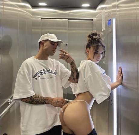 fsymammy star naked images