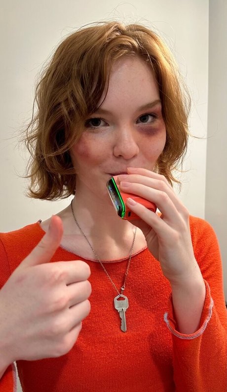 MrCreeps model free pics