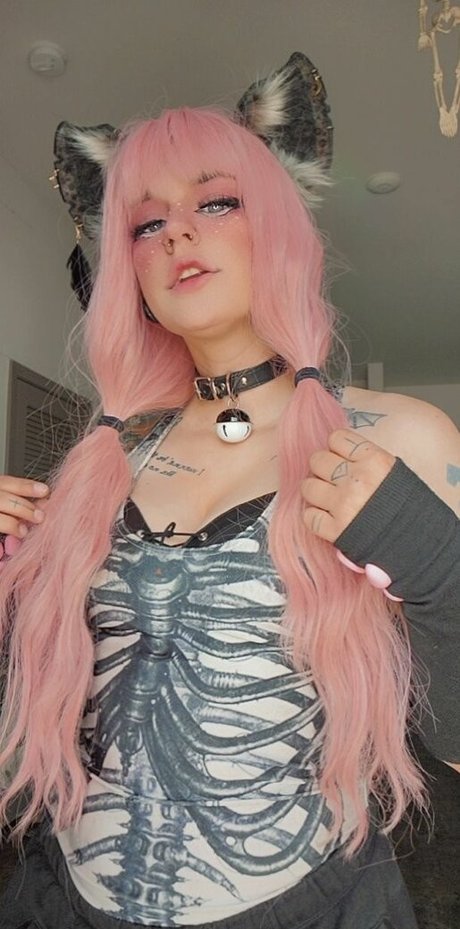 Coophound sexy pornstar image