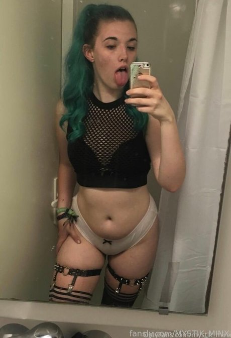 MYSTIK MINX model top picture