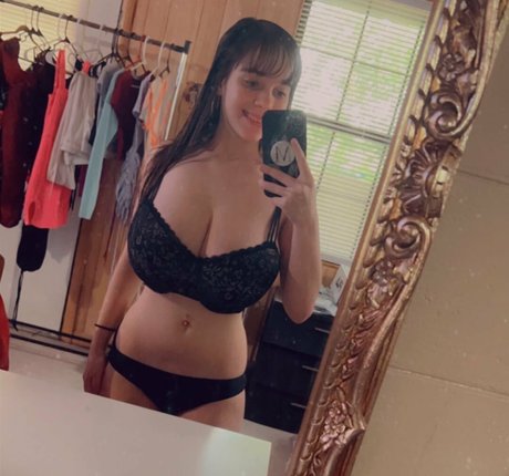 Marissa Munoz pornstar pretty galleries