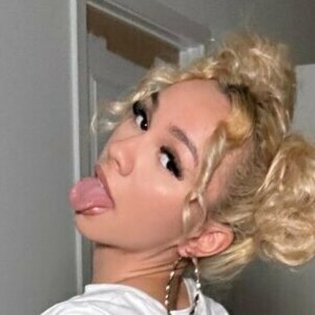 Baby Chula free model pic