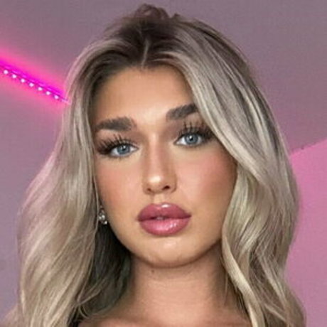 Bree Cooper star beautiful images