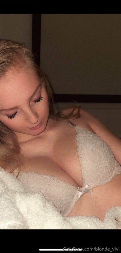 blonde vivi pornstar xxx pictures