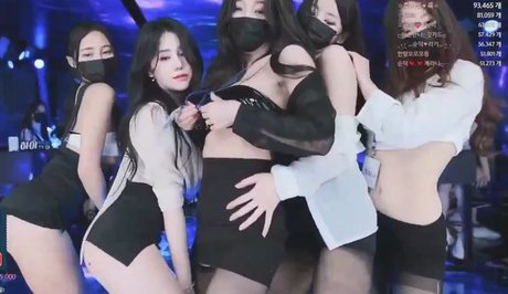 Pandaex pornstar sex photo