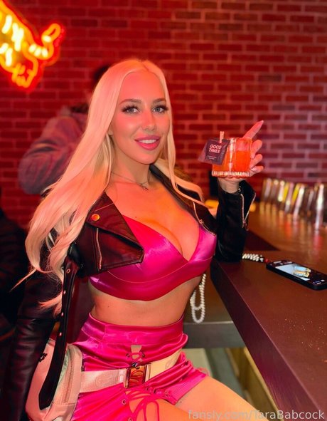 TaraBabcock top star pic