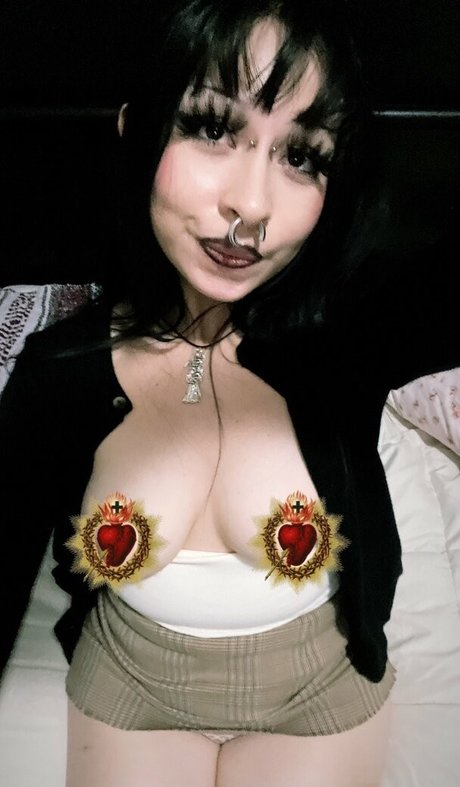 calfskinsmack model image