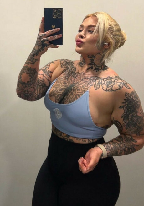 metalbubsxo model art picture