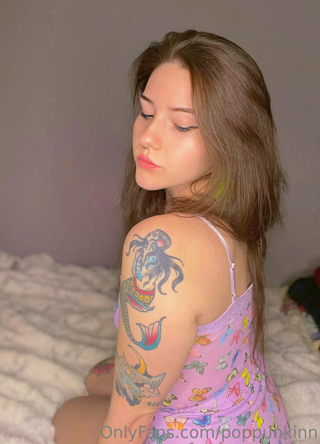 poppunkinn model nude galleries