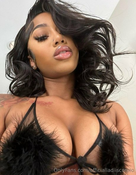 OfficialLadiiScorpio nudes model pictures