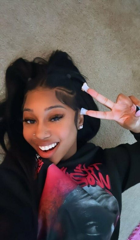 OfficialLadiiScorpio pornstar nude photo