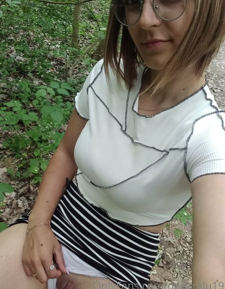 Deearalu19 model xxx gallery