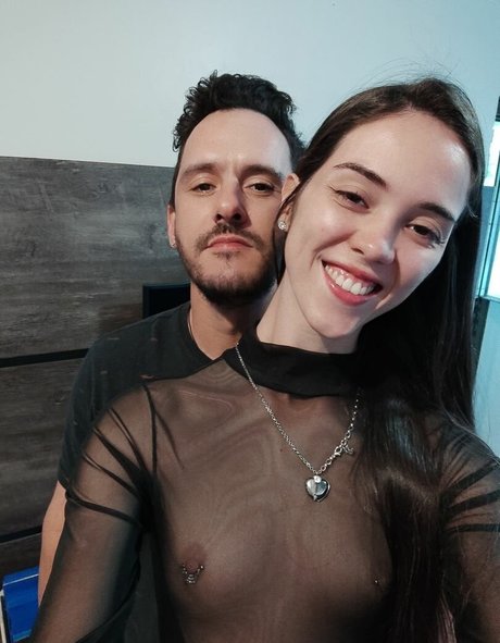 Victoria Ruiz sex model img