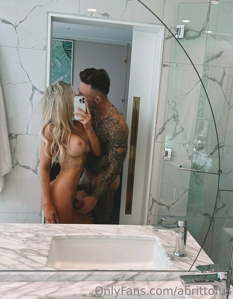 Abrittofus pornstar adult picture