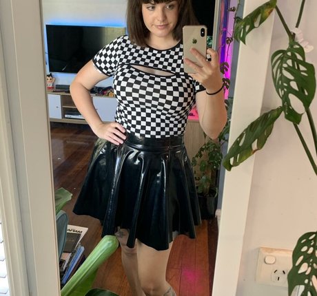 Naysy pornographic star images