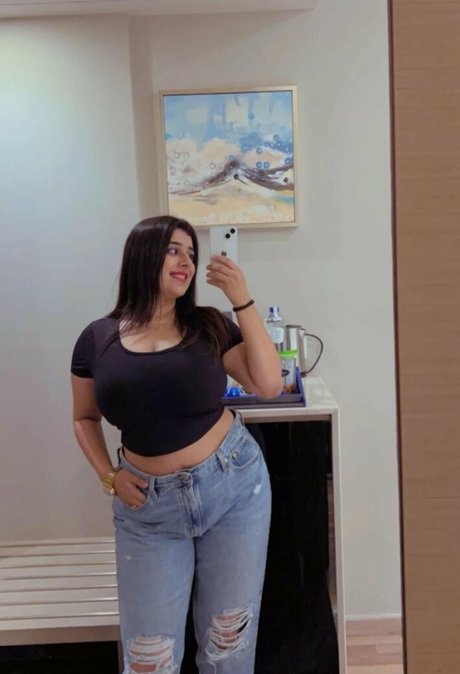 Apoorva Bhalla pornstar nice img