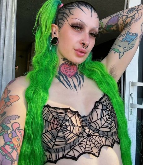 Frankie Phantom pornographic actress photos