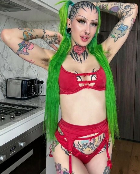 Frankie Phantom nudes actress gallery