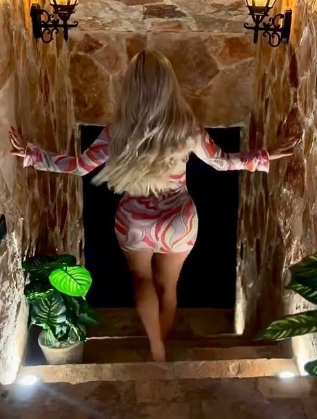 alemiarojas model nude galleries