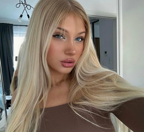 pavoxxy hd actress gallery