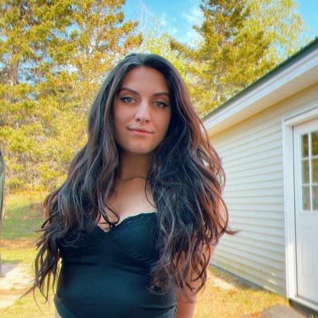 tanned onlyfans sexy pics