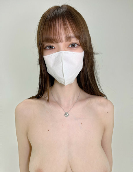 Yashiro Mio pretty pornstar gallery