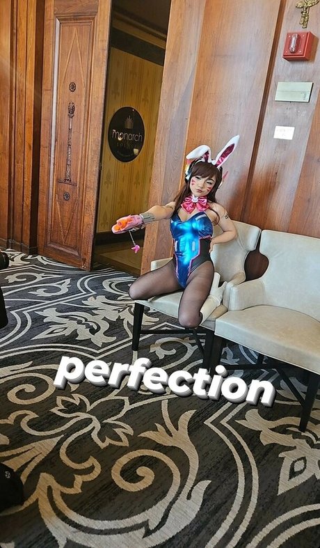 GallyKittyRocks star erotic photos