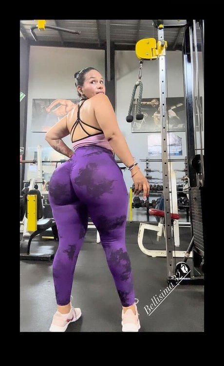 Bellisima 32 nudes model images