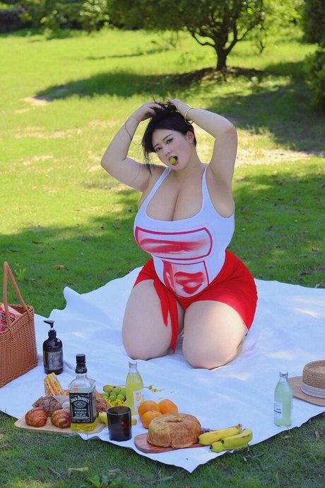 Pishen eva model sex gallery