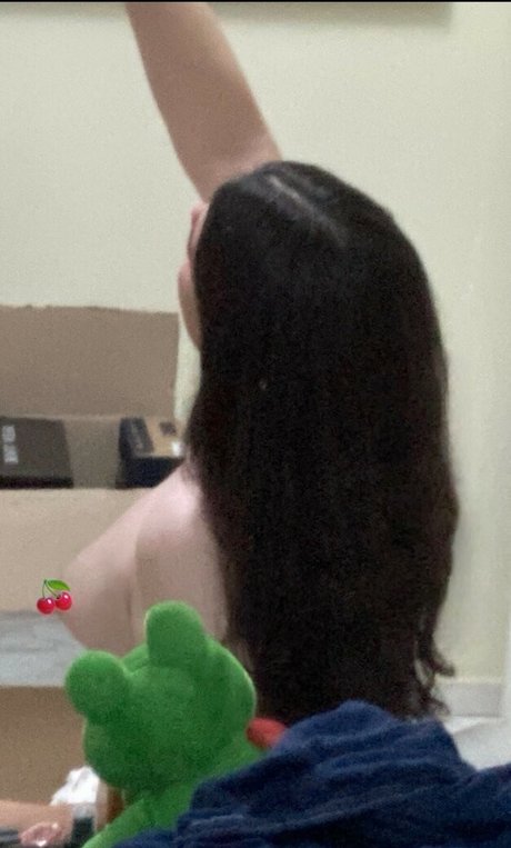 bellaerthal pornstar hot pics