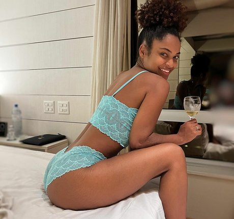 juliamissofc nice pornstar photo