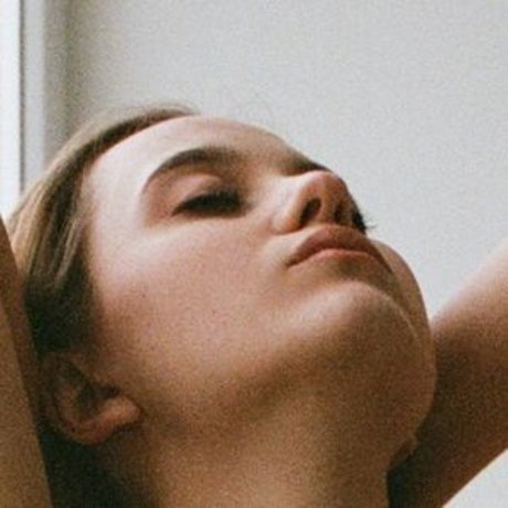 Naya Fire perfect model picture