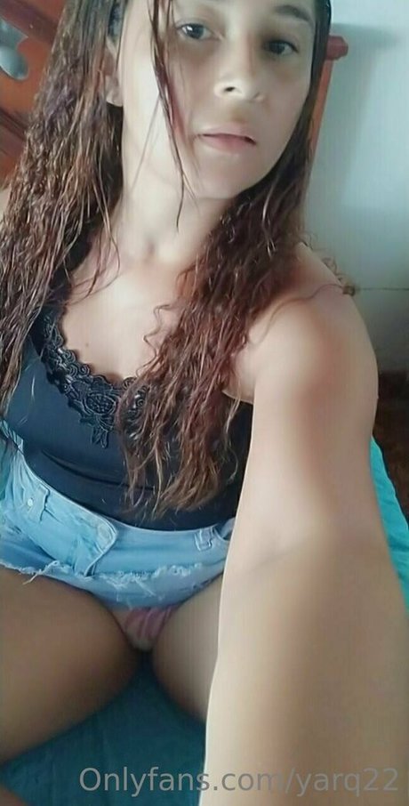 yarq22 model naked pictures