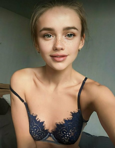 rebeccasalvatore69 xxx model photos