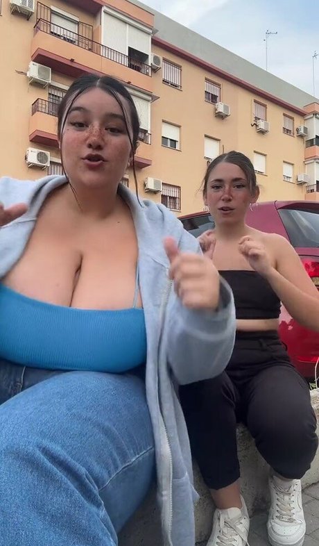 neereeewiii pornstar adult archive