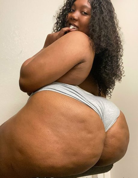 thatisssmysister beautiful pornstar pic