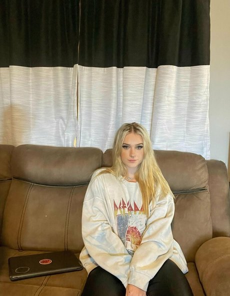 lesbian milf onlyfans erotic photo