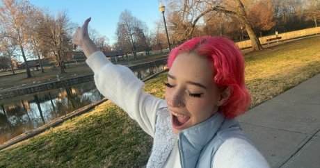 books withari model nudes gallery