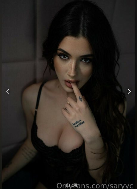 Sara Carolina art model img