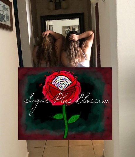 lolliandrose model sexy archive