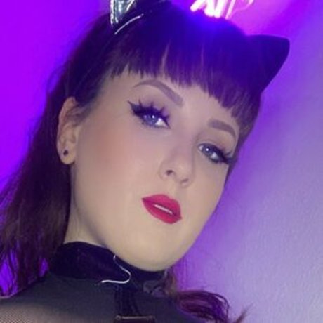 Melissa Drew star exclusive pics