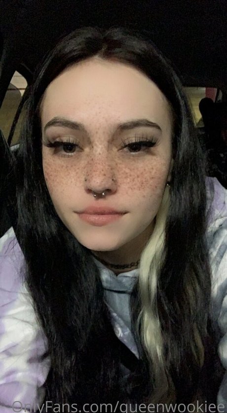 queenwookiee pornstar nice pictures