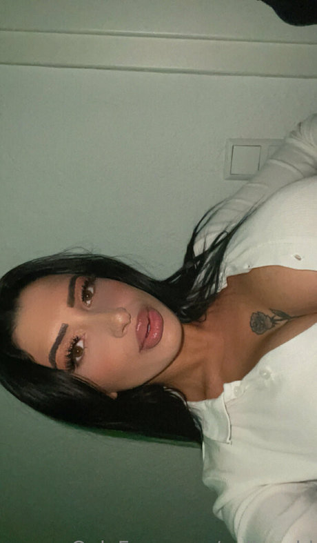 neliagold pornstar nudes galleries