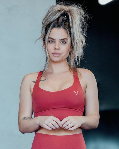 Laurie Doucet Lauriedou7 best star archive